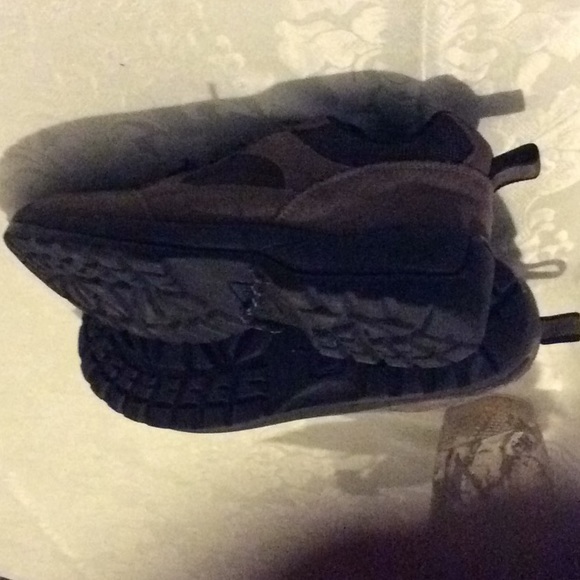 Shoes - Picture 2 of 2